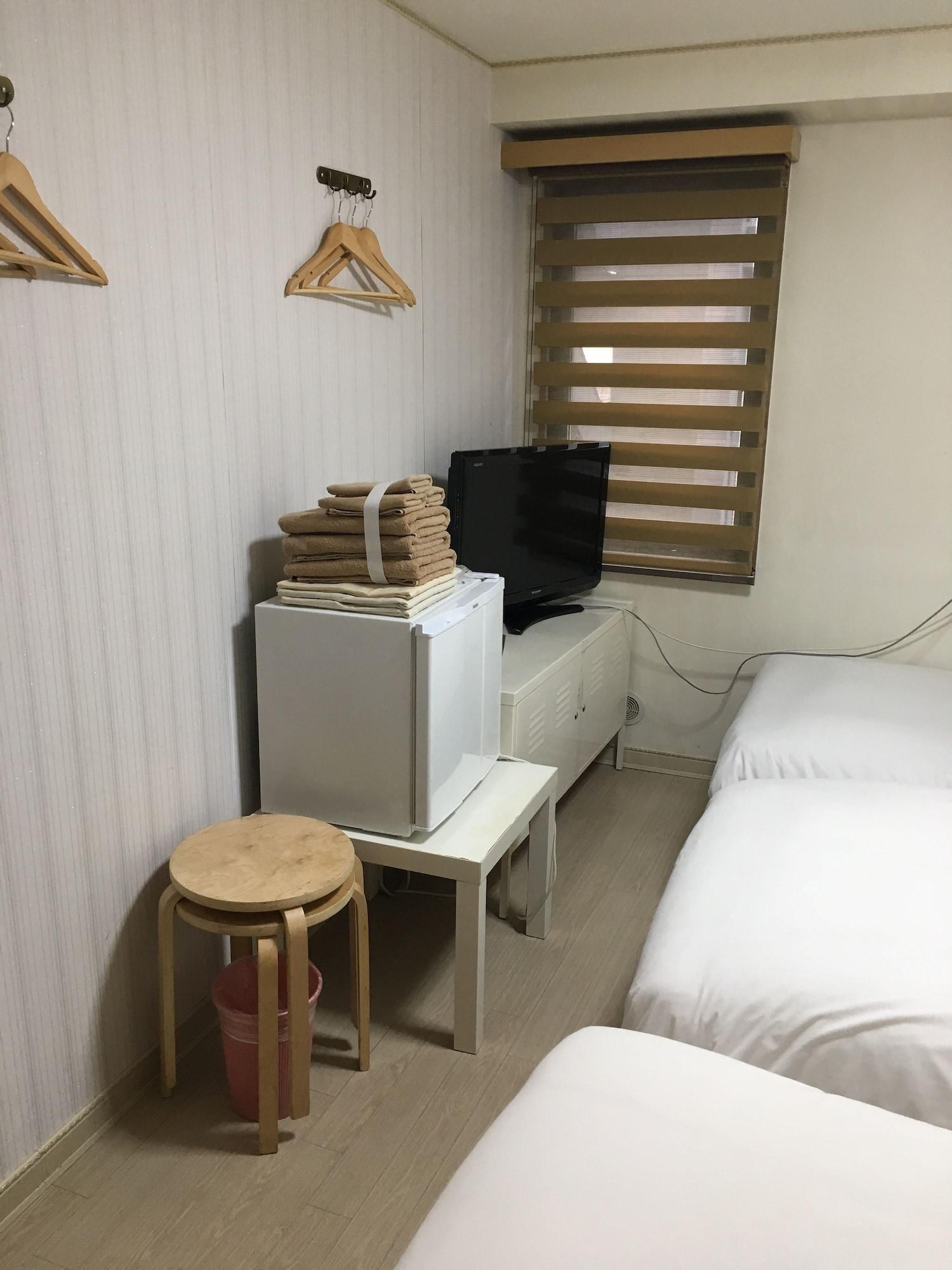 Hotel Empire In Shinjuku Токио Экстерьер фото