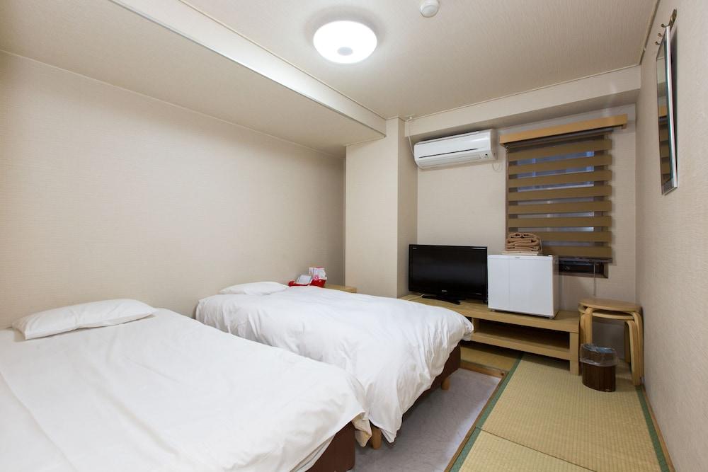 Hotel Empire In Shinjuku Токио Экстерьер фото